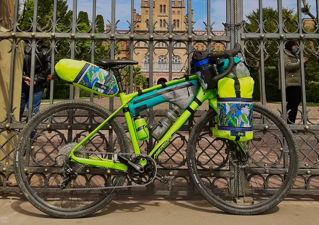 A kit of bicycle bags